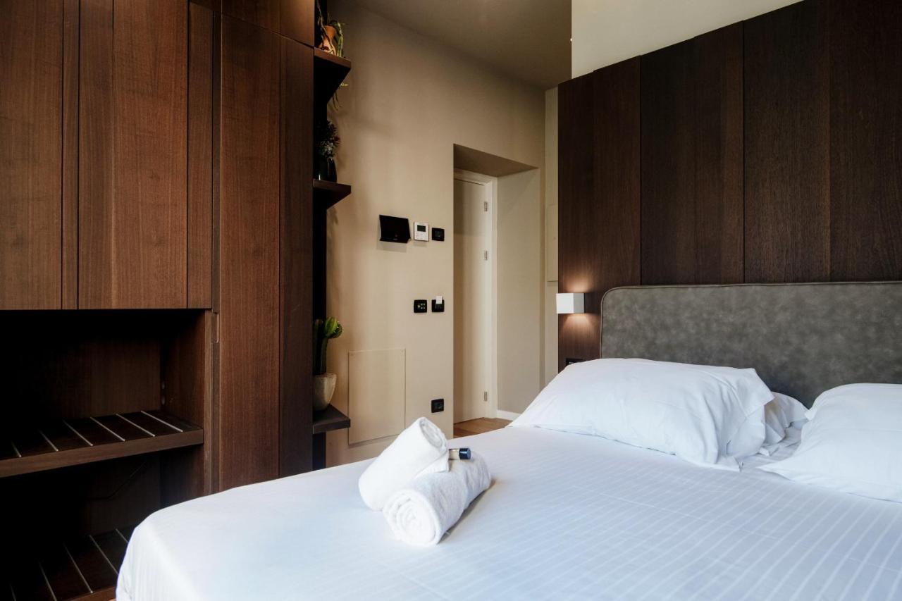 Ama 18 Rooms - The House Of Travelers- Como Zewnętrze zdjęcie