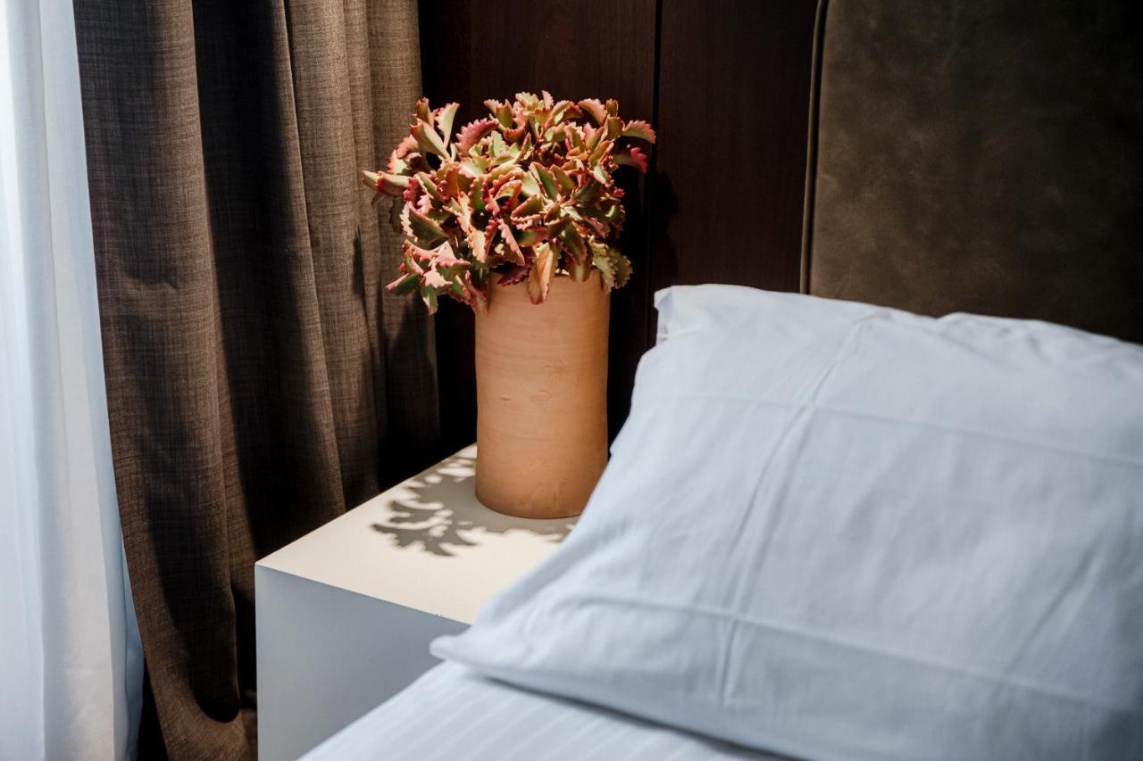 Ama 18 Rooms - The House Of Travelers- Como Zewnętrze zdjęcie