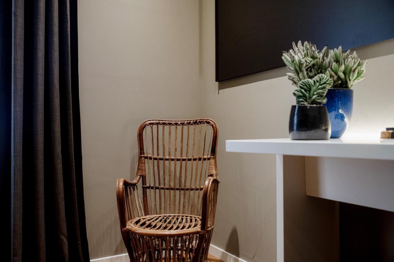 Ama 18 Rooms - The House Of Travelers- Como Zewnętrze zdjęcie