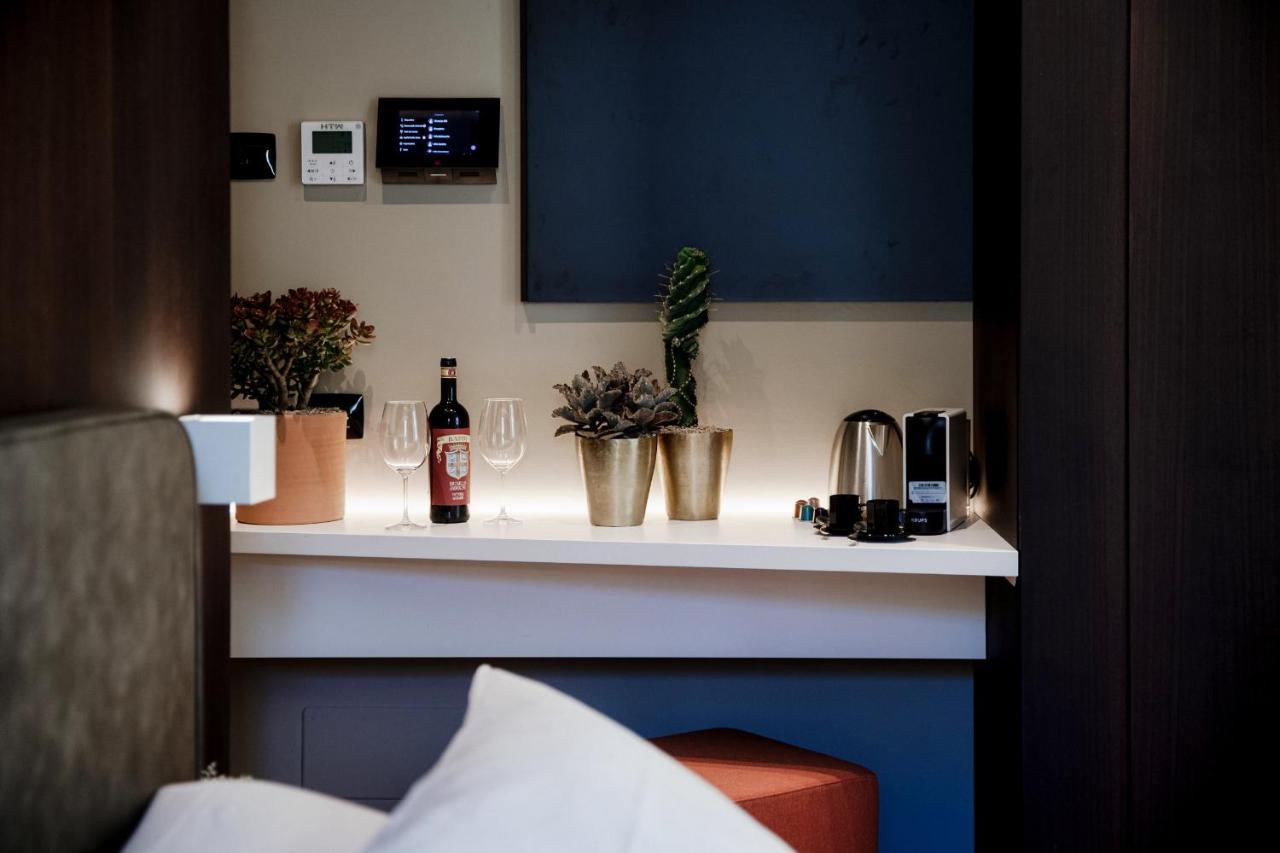 Ama 18 Rooms - The House Of Travelers- Como Zewnętrze zdjęcie