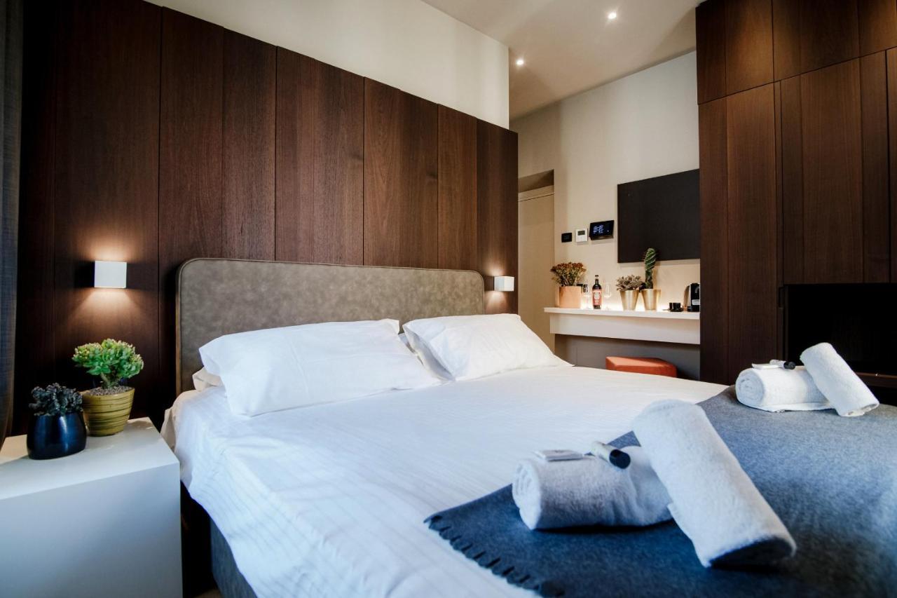 Ama 18 Rooms - The House Of Travelers- Como Zewnętrze zdjęcie